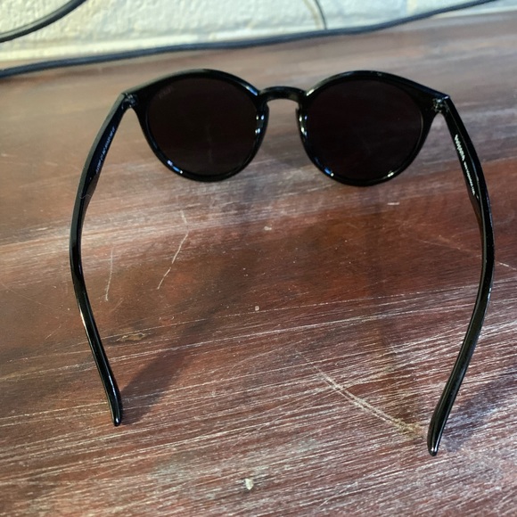 Sojos Dark Sunglasses - Picture 8 of 8